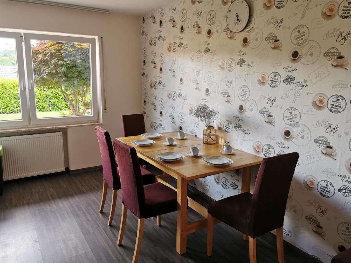 Gemuetliche 90 Qm Wohnung In Saarburg, Zentral Gelegen, Garten Mit Aussicht, Separater Eingang Ngoại thất bức ảnh
