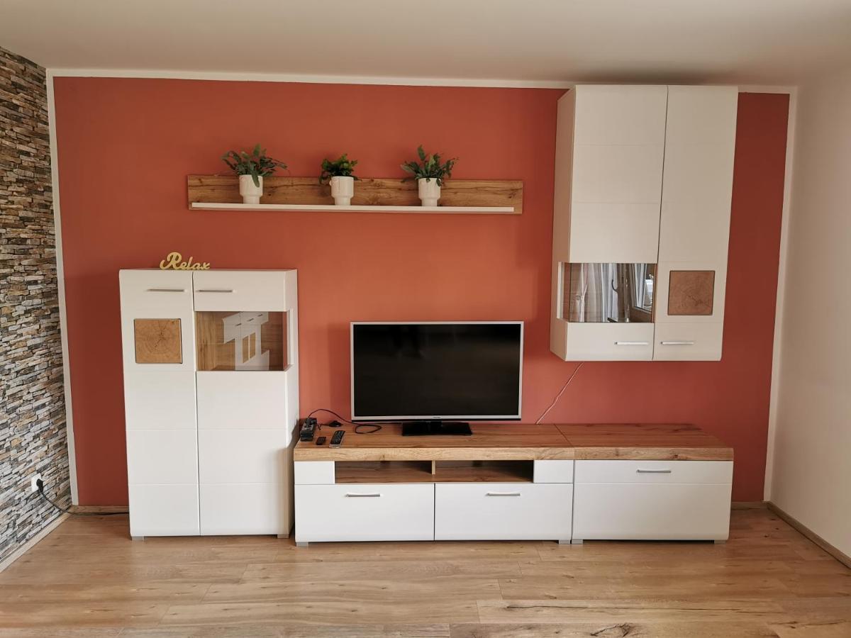 Gemuetliche 90 Qm Wohnung In Saarburg, Zentral Gelegen, Garten Mit Aussicht, Separater Eingang Ngoại thất bức ảnh